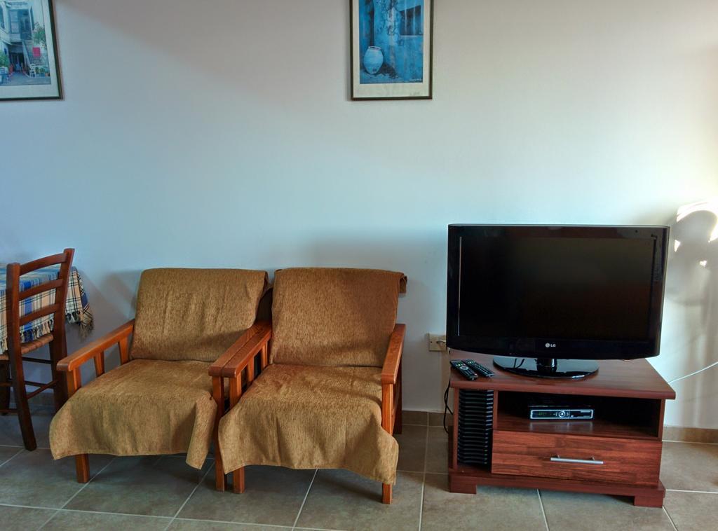 Zoe'S Court Aparthotel Klorakas ภายนอก รูปภาพ